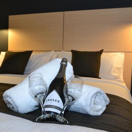 The Astor Suites Goulburn Zewnętrze zdjęcie
